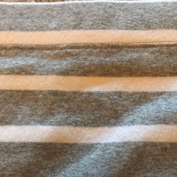 Gap Light gray and white pencil skirt - Picture 4 of 5